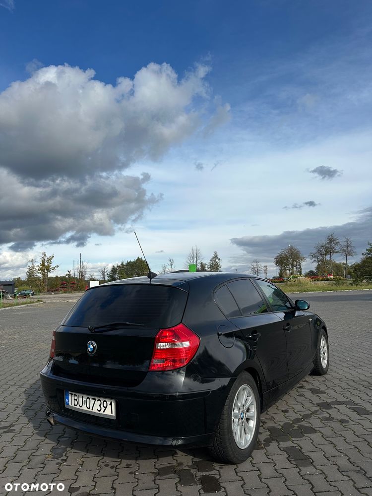 BMW Seria 1 116d - 5