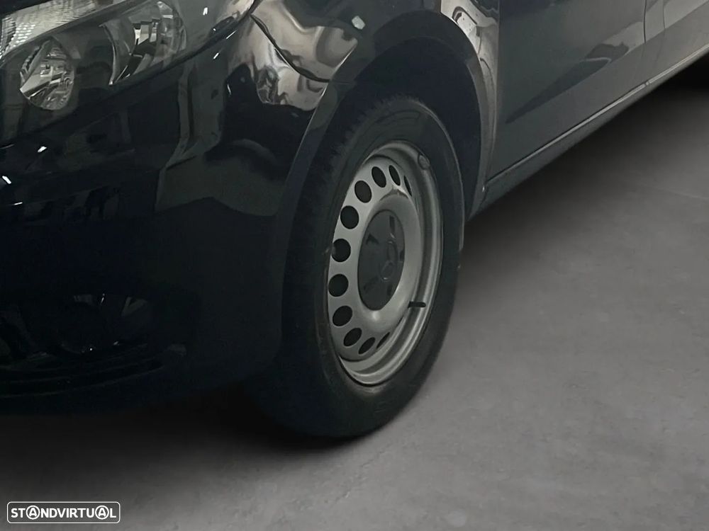 Mercedes-Benz eVito Tourer Longa PRO - 16