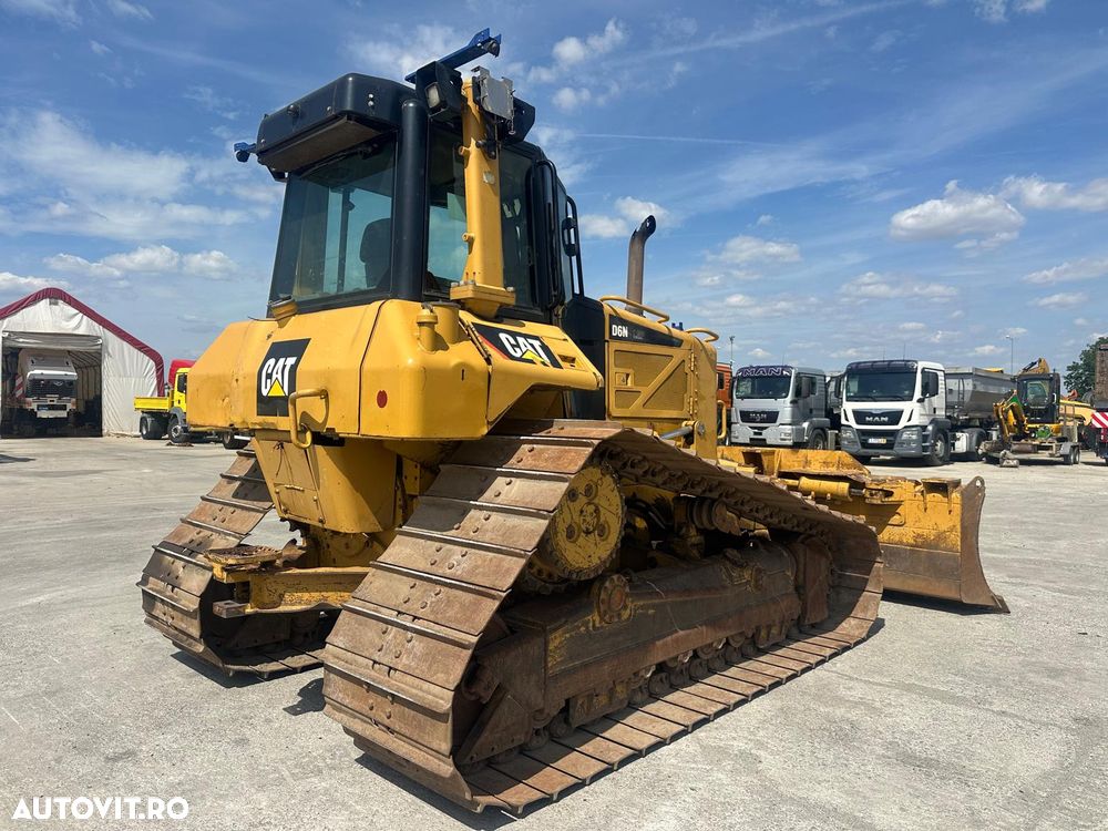 Caterpillar D6N LGP - 4