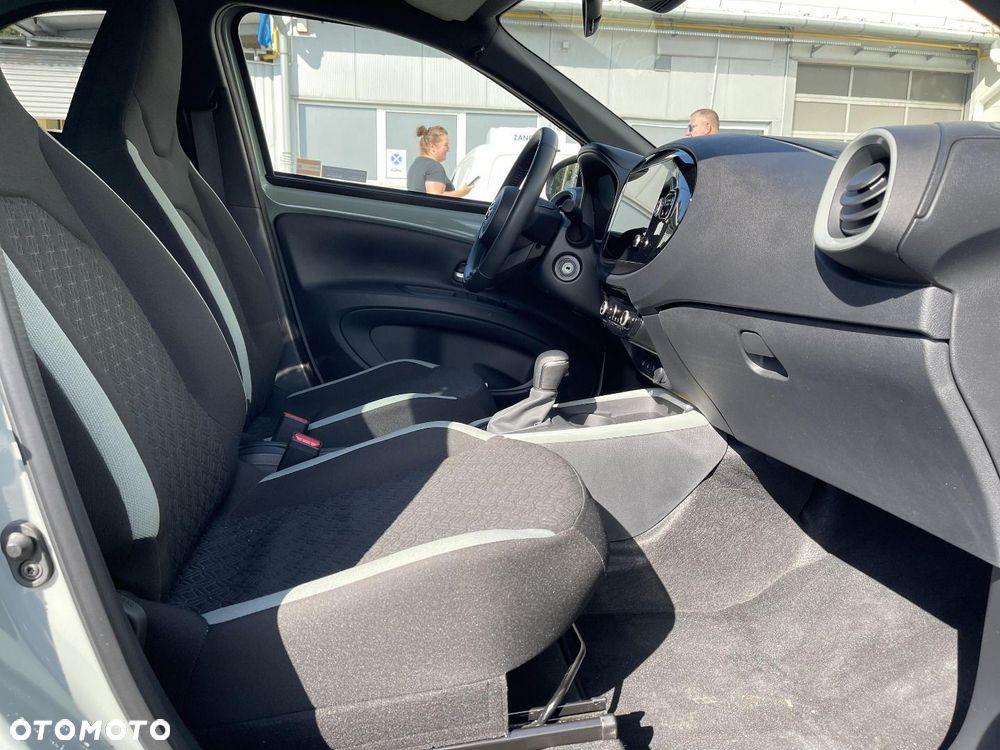 Toyota Aygo X - 8