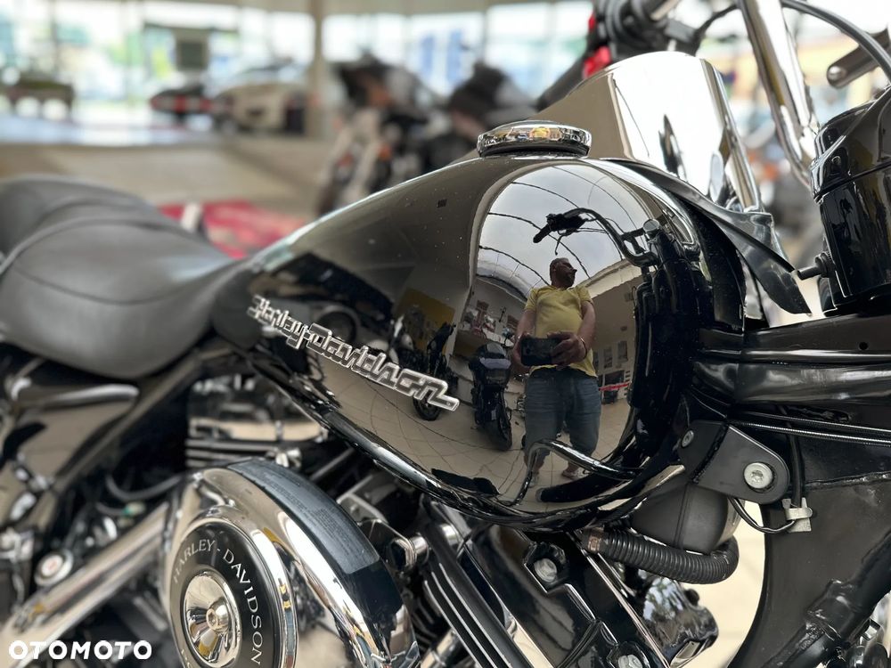 Harley-Davidson Touring Road King - 18