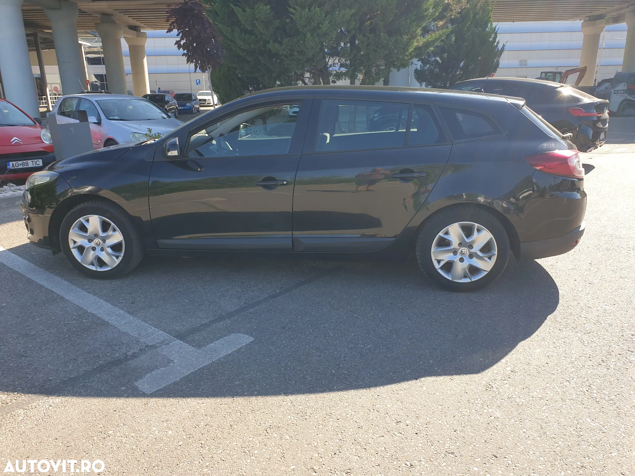 Renault Megane 1.5 dCi EDC Olympic - 6