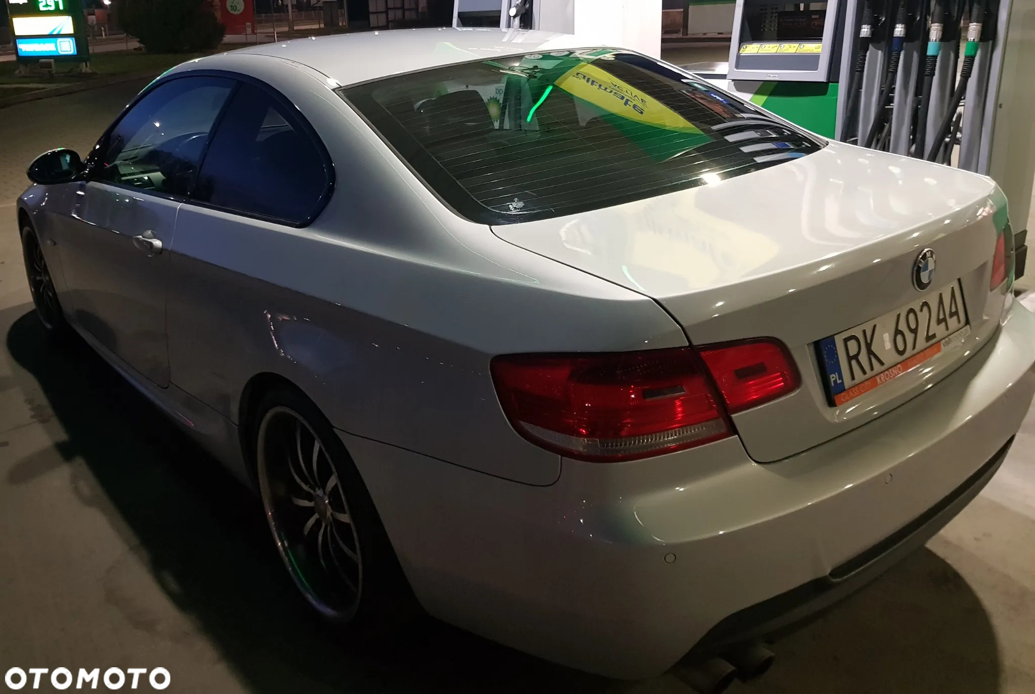 BMW Seria 3 325i Coupe - 9