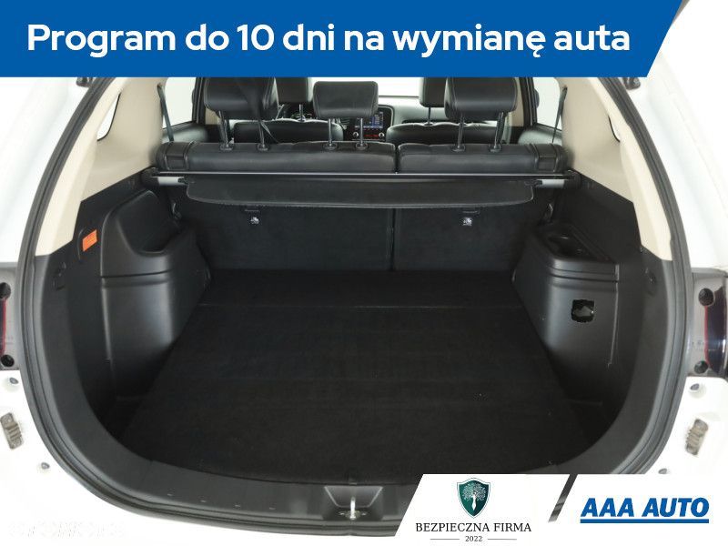 Mitsubishi Outlander - 20