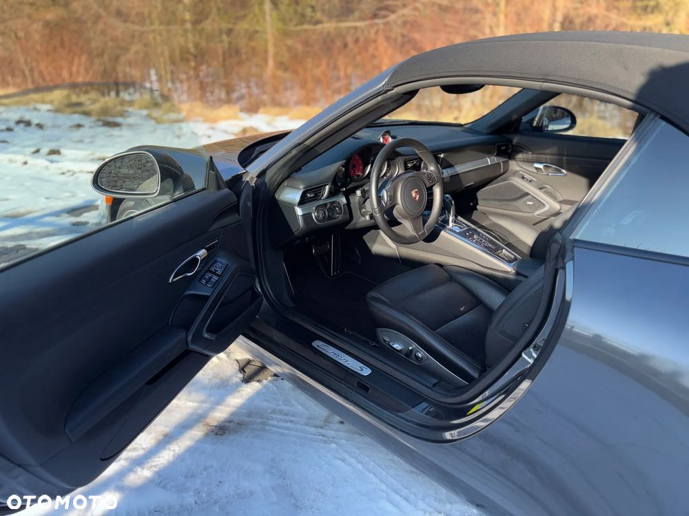 Porsche 911 Carrera S PDK - 15