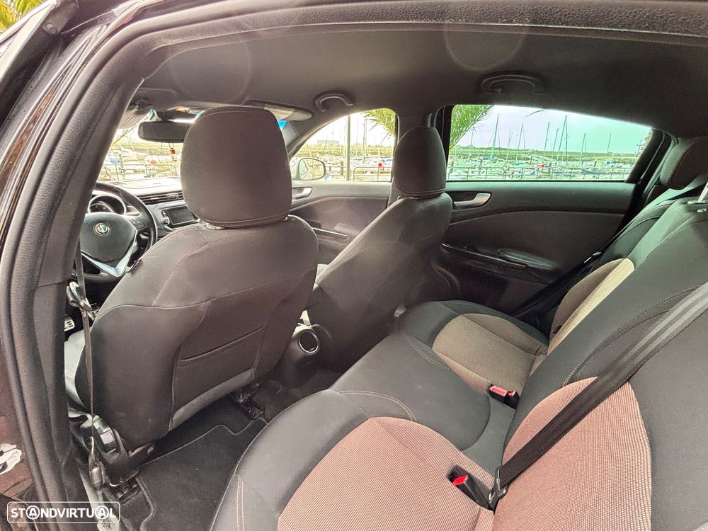 Alfa Romeo Giulietta 1.6 JTDM Exclusive - 13