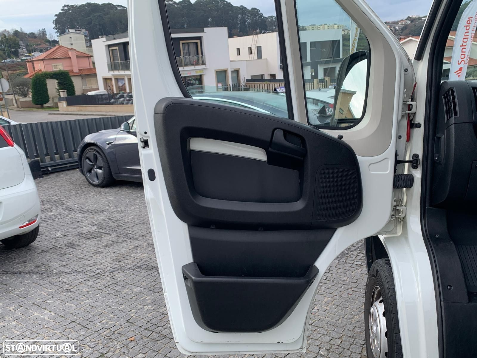 Peugeot Boxer 2.2 BlueHDi 335 L2 CD - 13