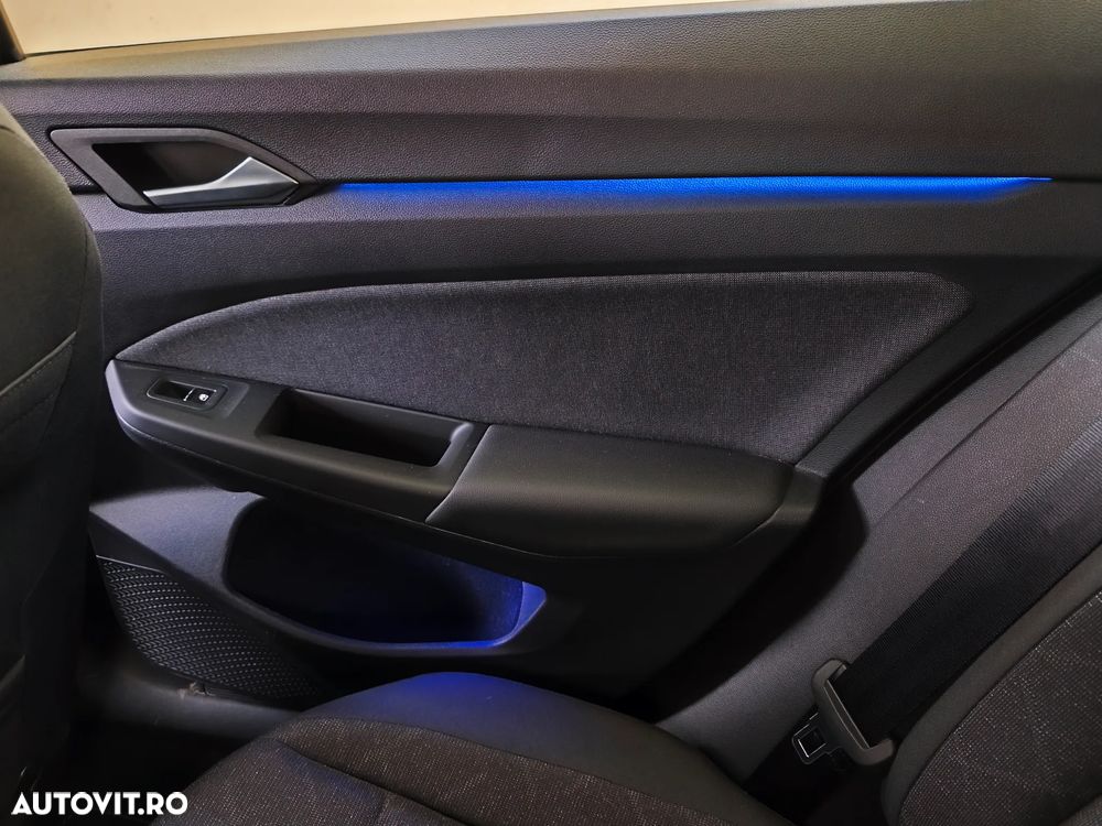 Volkswagen Golf 2.0 TDI DSG Life - 35