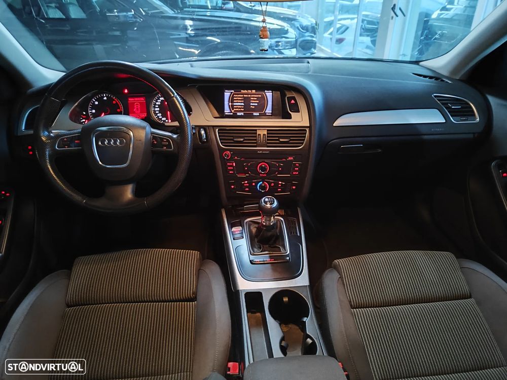 Audi A4 Avant 2.0 TDi S Edition S-line - 35