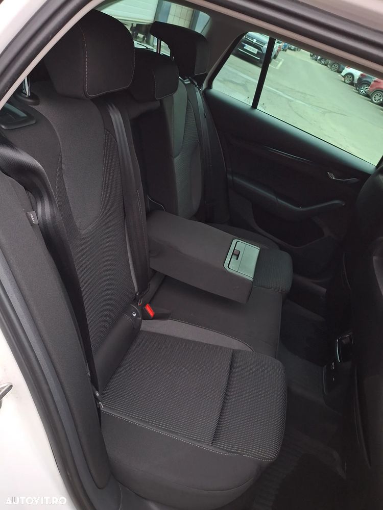 Skoda Octavia 2.0 TDI DSG Style - 29