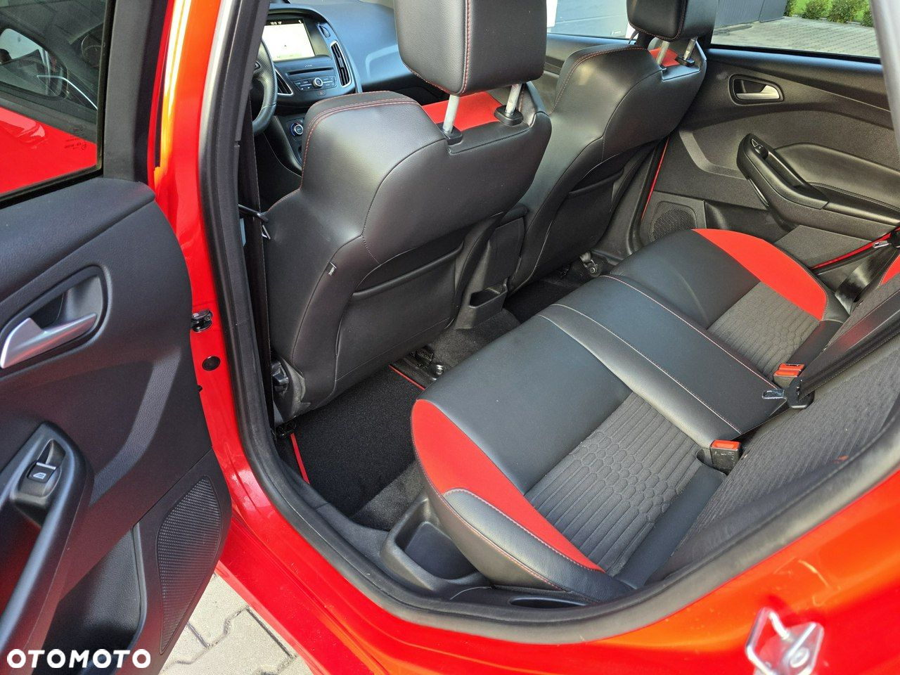 Ford Focus - 16