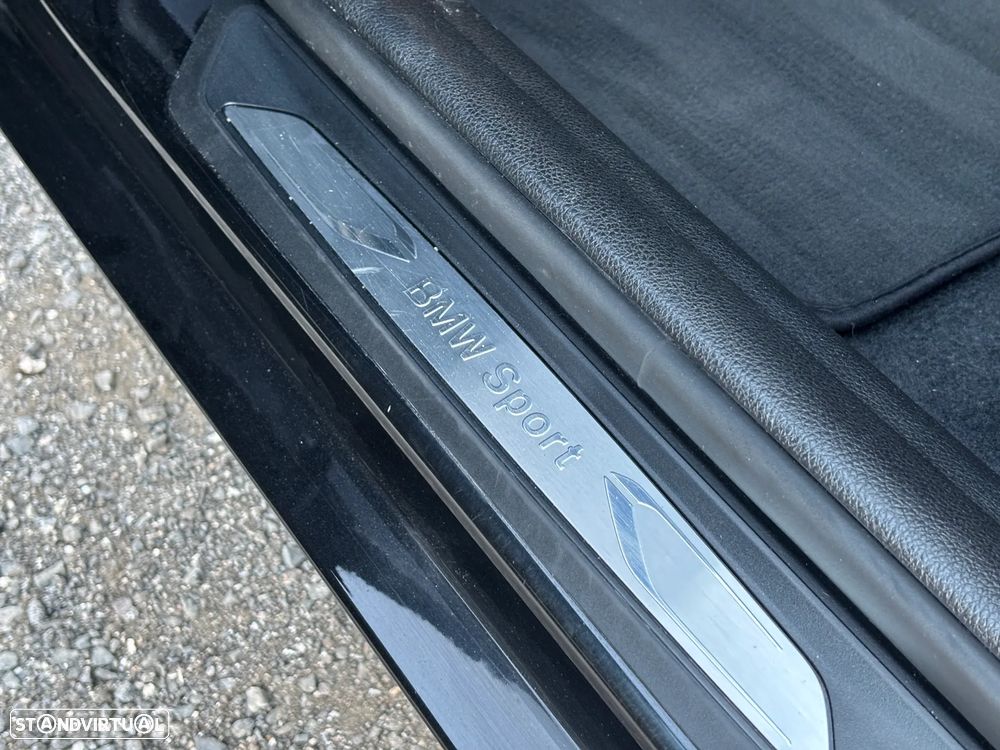 BMW 116 dA Line Sport - 12