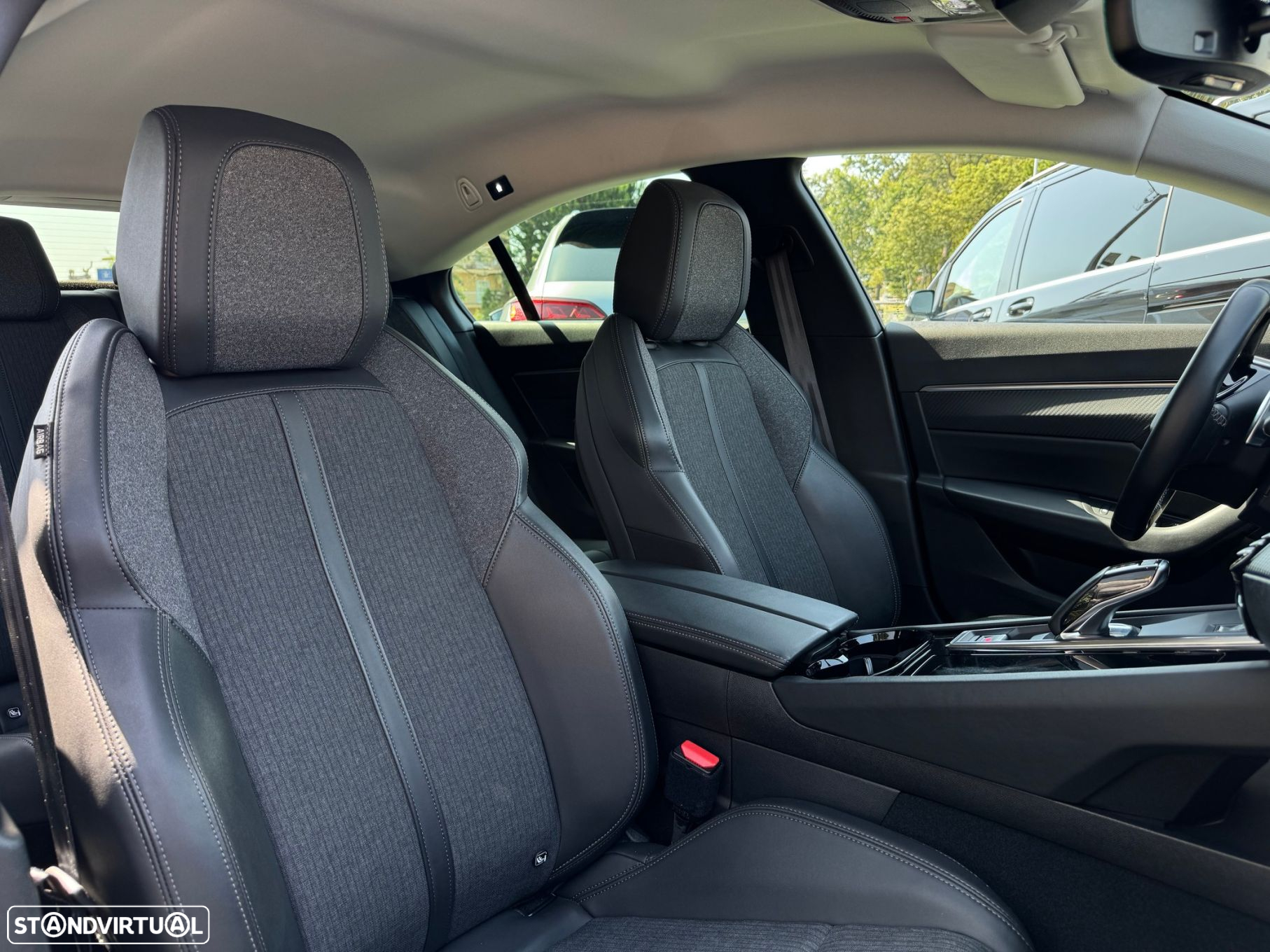 Peugeot 508 1.6 Hybrid Allure Pack e-EAT8 - 19