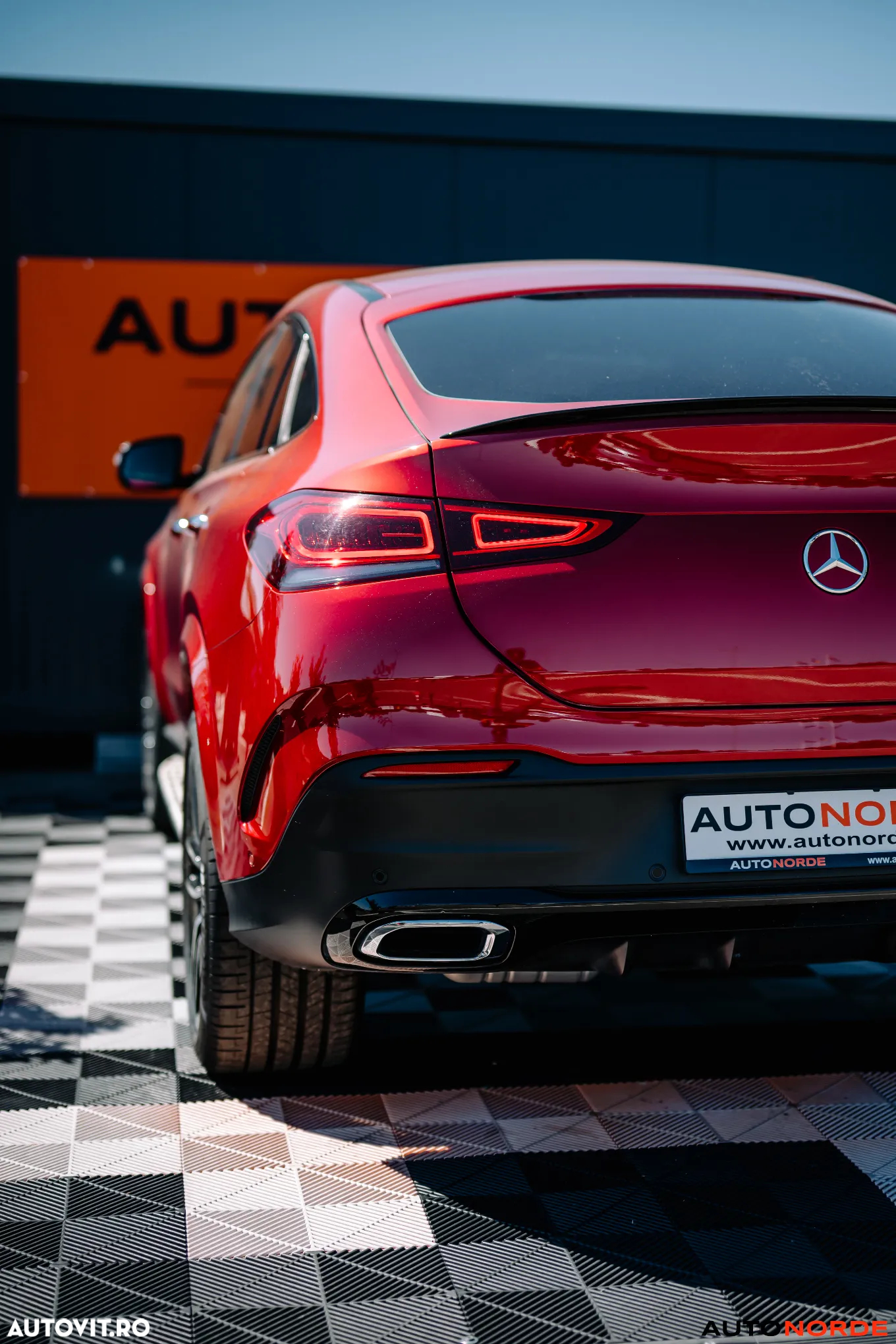 Mercedes-Benz GLE 400 d 4Matic 9G-TRONIC AMG Line - 13
