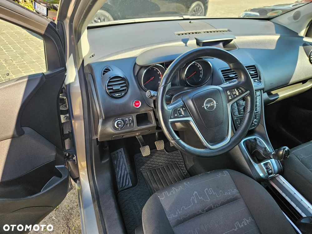 Opel Meriva 1.4 Essentia - 16