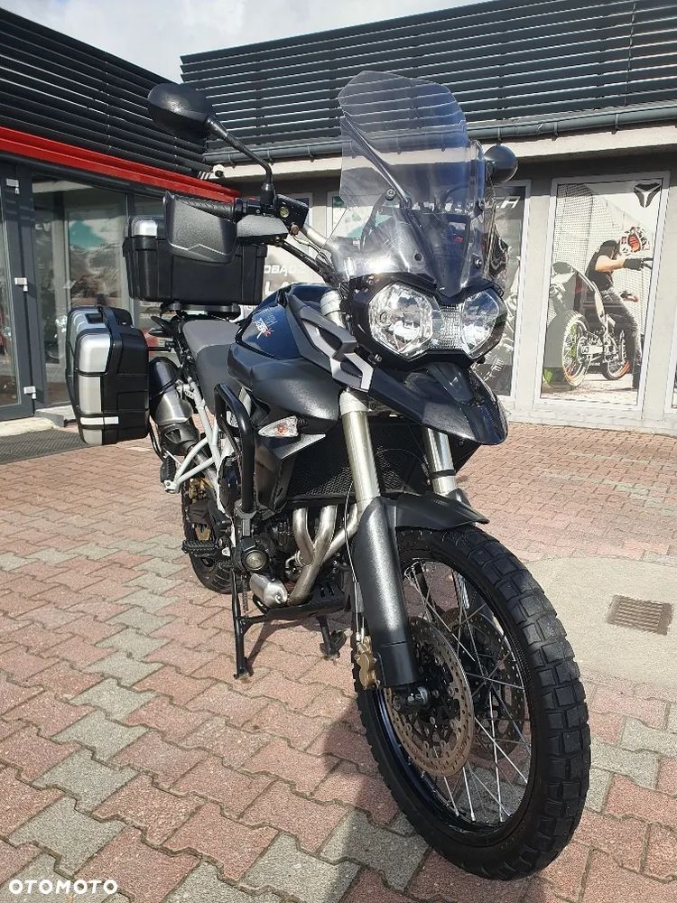 Triumph Tiger - 2