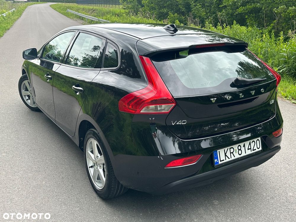 Volvo V40 D2 Kinetic - 27