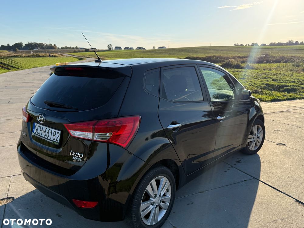 Hyundai ix20 - 8