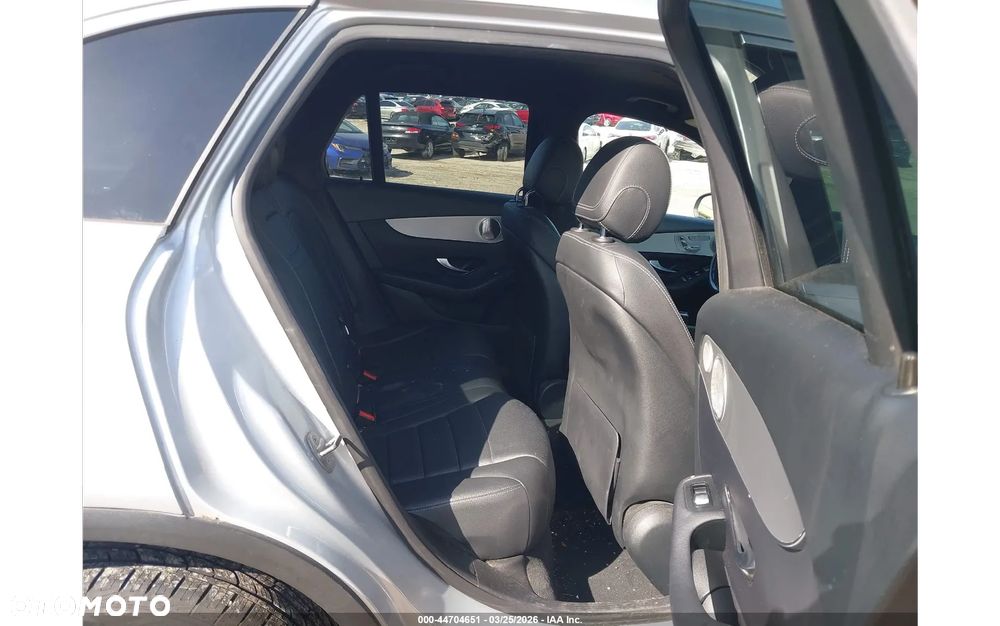 Mercedes-Benz GLC - 9