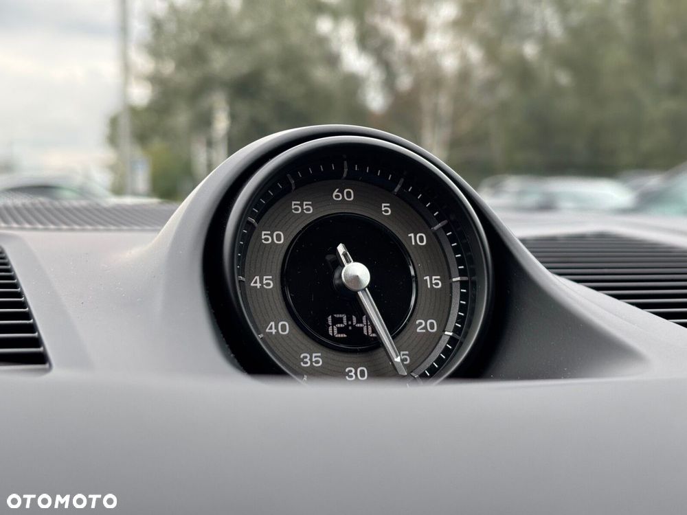 Porsche Cayenne - 22