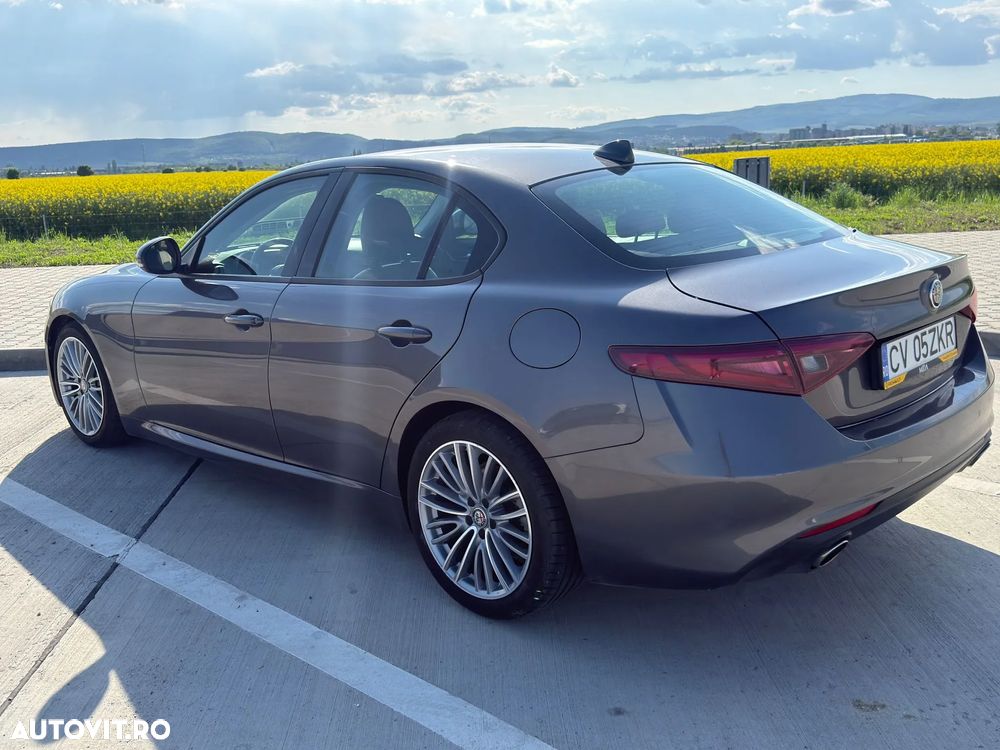 Alfa Romeo Giulia 2.2 AT8 Advanced Efficiency - 7