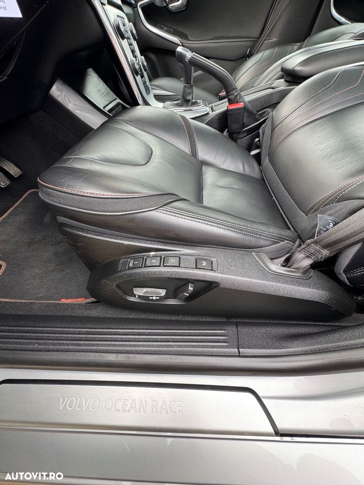 Volvo V40 D2 Ocean Race - 24