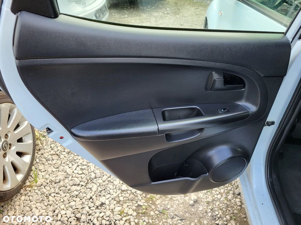 Kia Venga 1.6 CVVT Dream Team Edition - 21