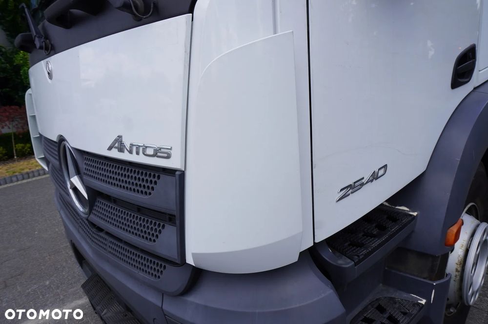 Mercedes-Benz Antos 2540 6×2 / 170 tys. km / HDS HIAB X-Duo 178_257434 - 15