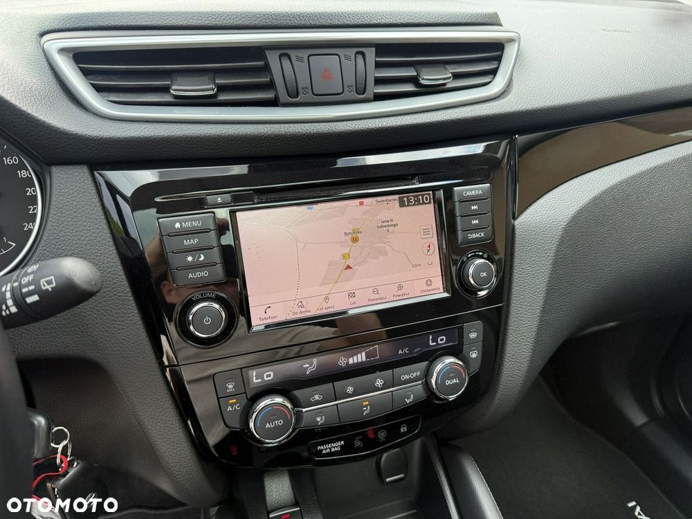 Nissan Qashqai 1.3 DIG-T N-WAY - 20
