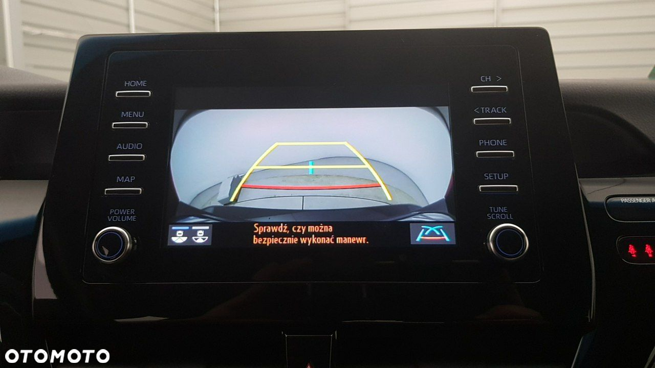 Toyota Camry - 26