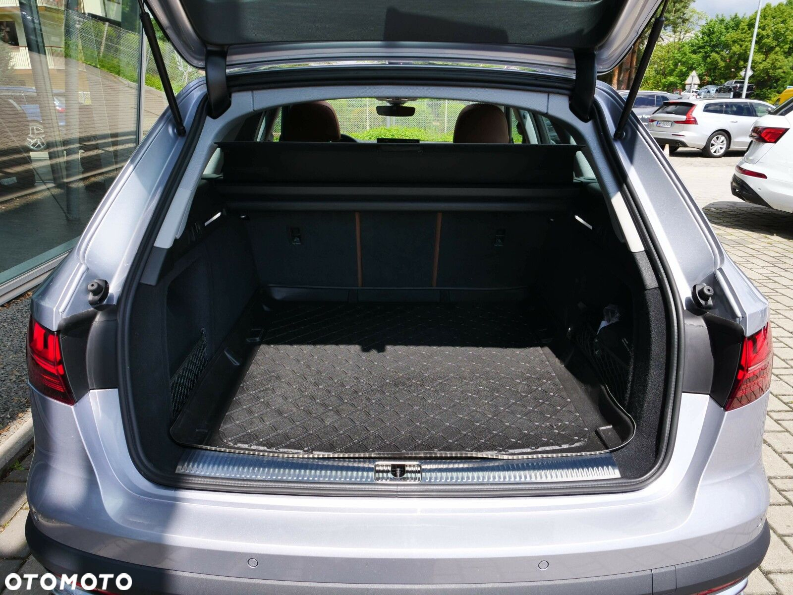 Audi A4 Allroad - 13
