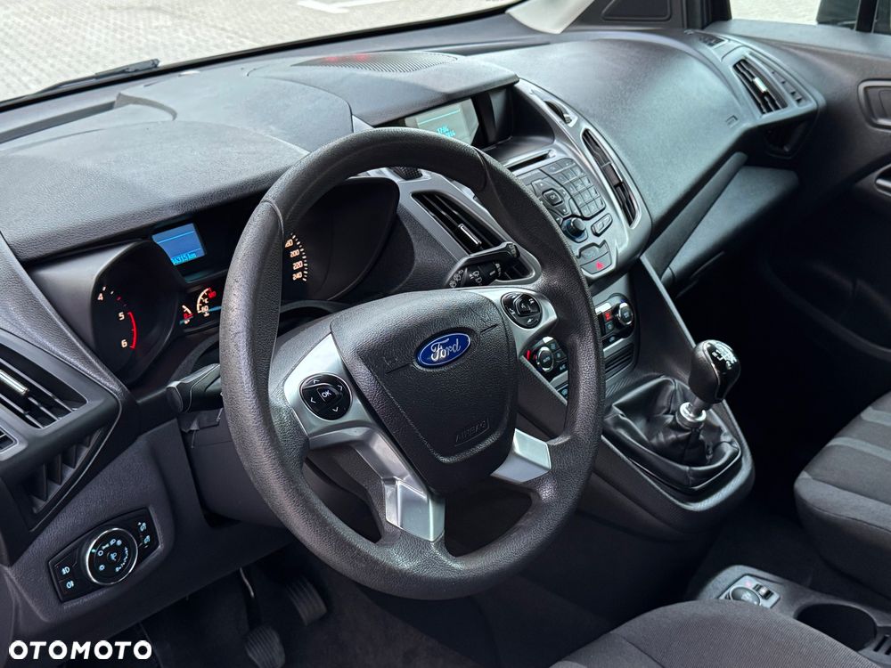 Ford Tourneo Connect Grand - 37