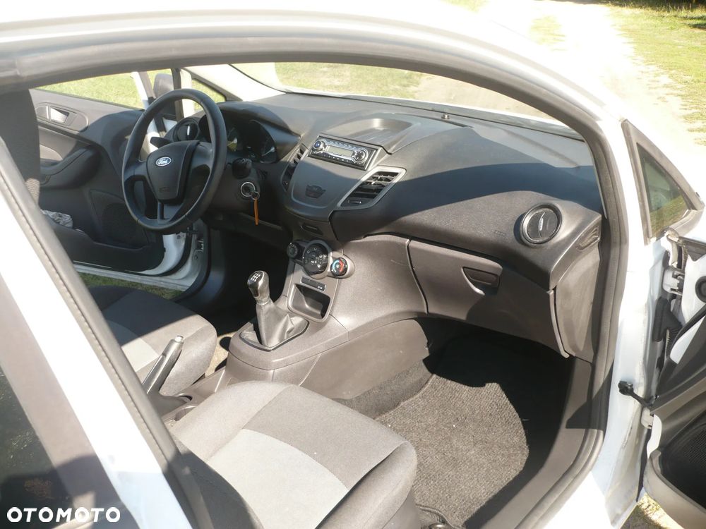 Ford Fiesta - 6