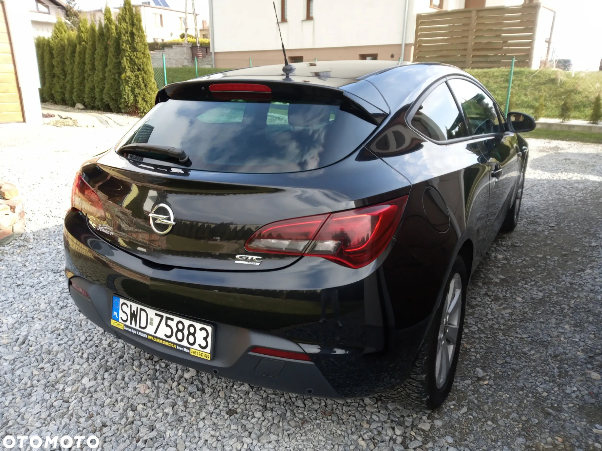 Opel Astra GTC 1.4 Turbo - 5