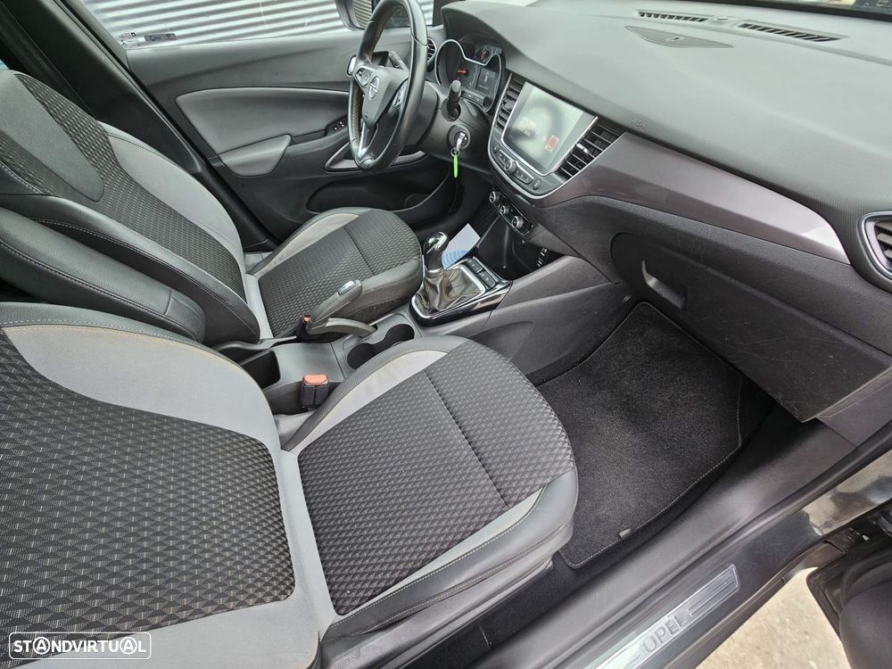 Opel Crossland X 1.2 T Innovation - 25
