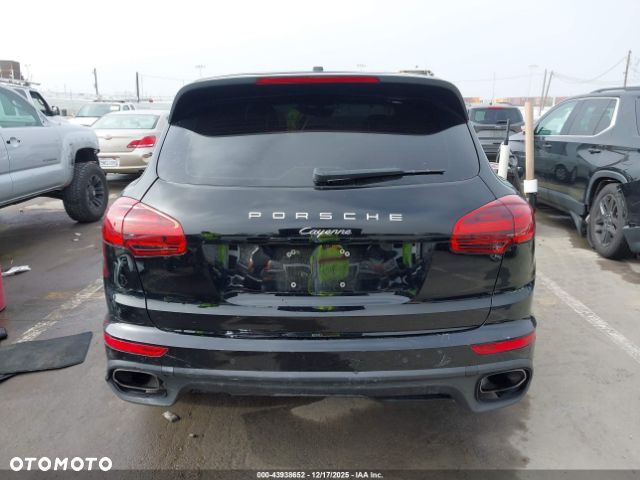 Porsche Cayenne Platinum Edition - 4