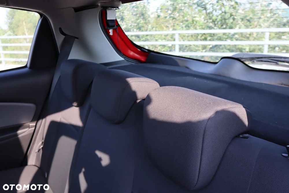 Toyota Yaris 1.5 Active - 9