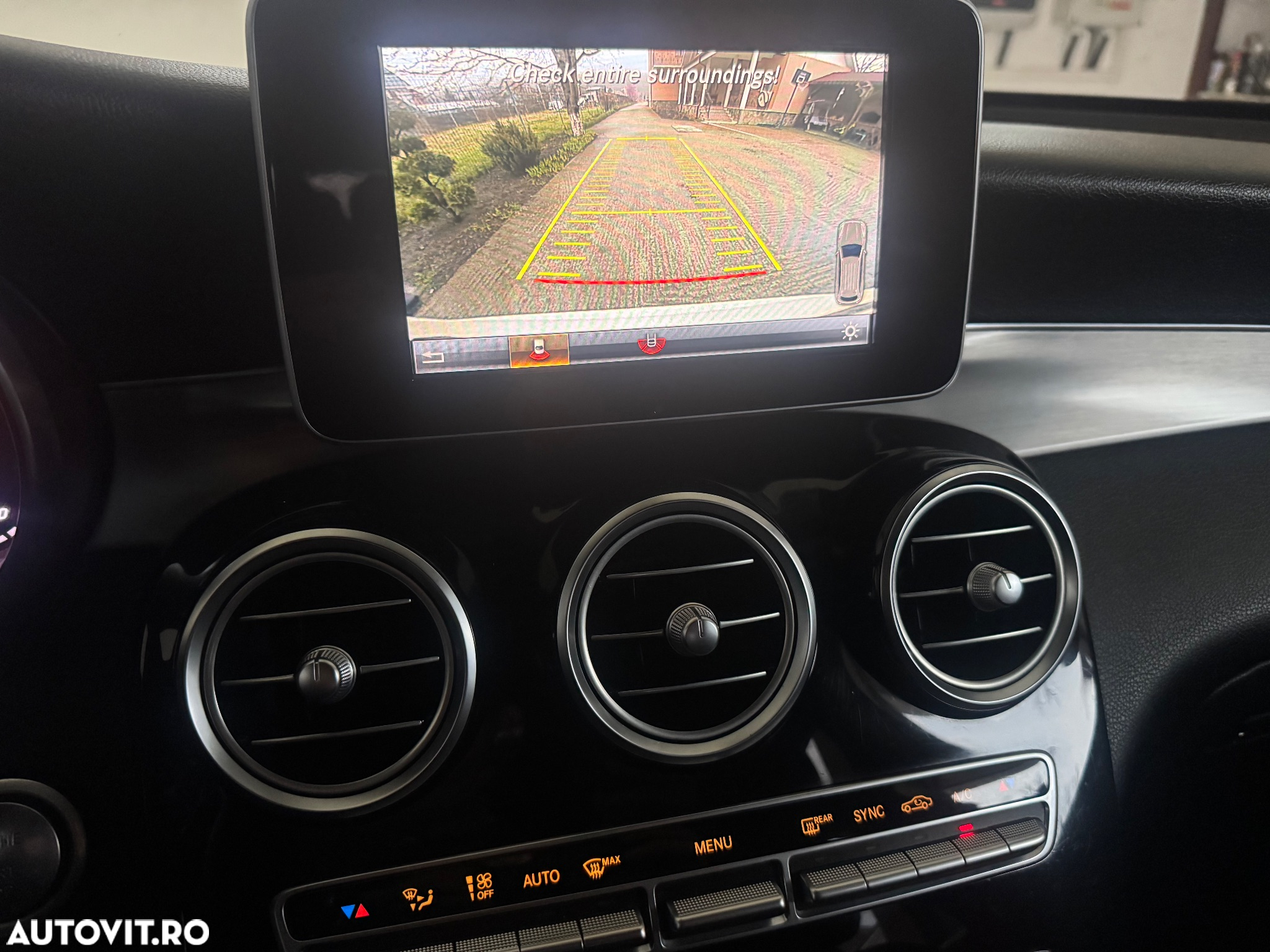 Mercedes-Benz GLC 250 d 4Matic 9G-TRONIC AMG Line - 16