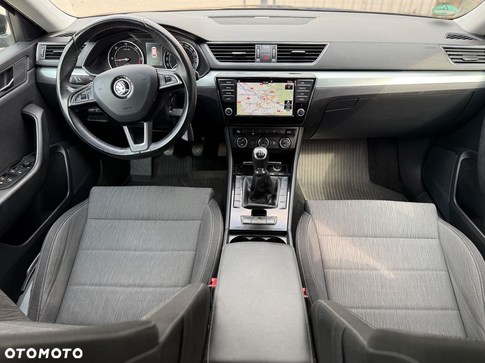 Skoda Superb 2.0 TDI Style - 11