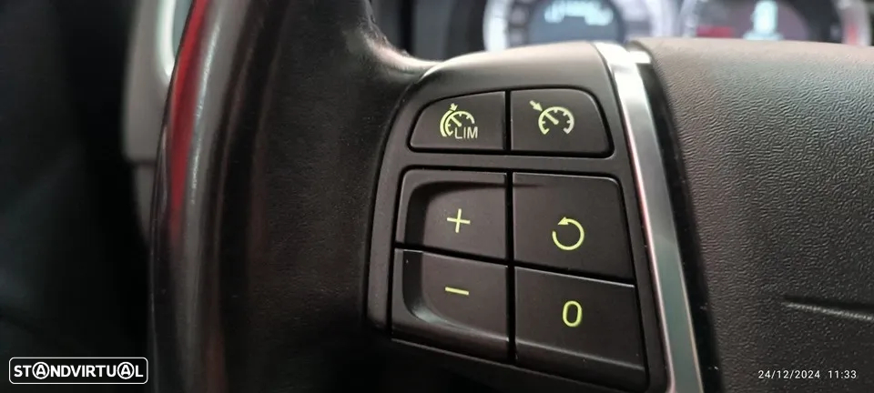 Volvo V60 1.6 D2 Drive Momentum Start/Stop - 31