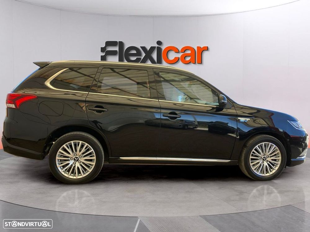 Mitsubishi Outlander 2.4 Instyle - 6