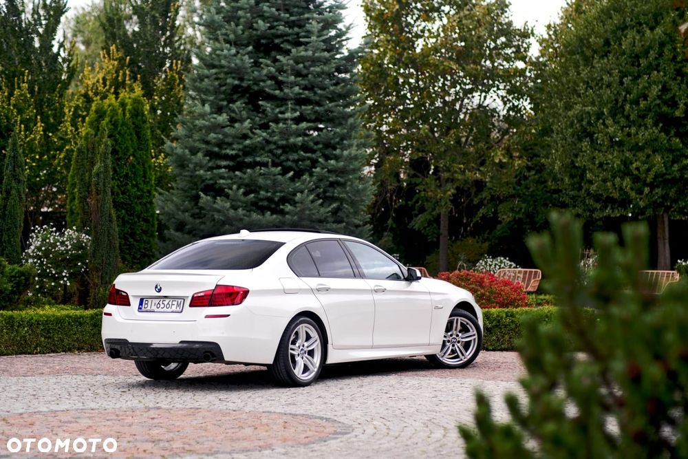 BMW Seria 5 535i xDrive Sport-Aut - 4
