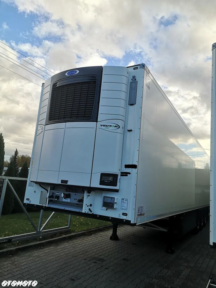 Schmitz Cargobull Standard FERROPLAST V7 SKO 24/L - 1