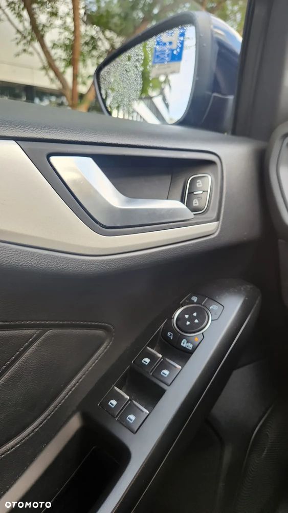 Ford Focus - 22