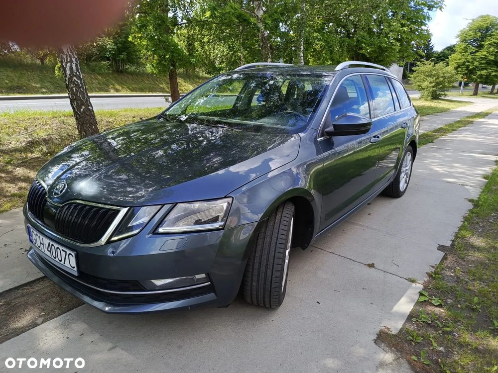 Skoda Octavia 2.0 TDI DSG Style - 2