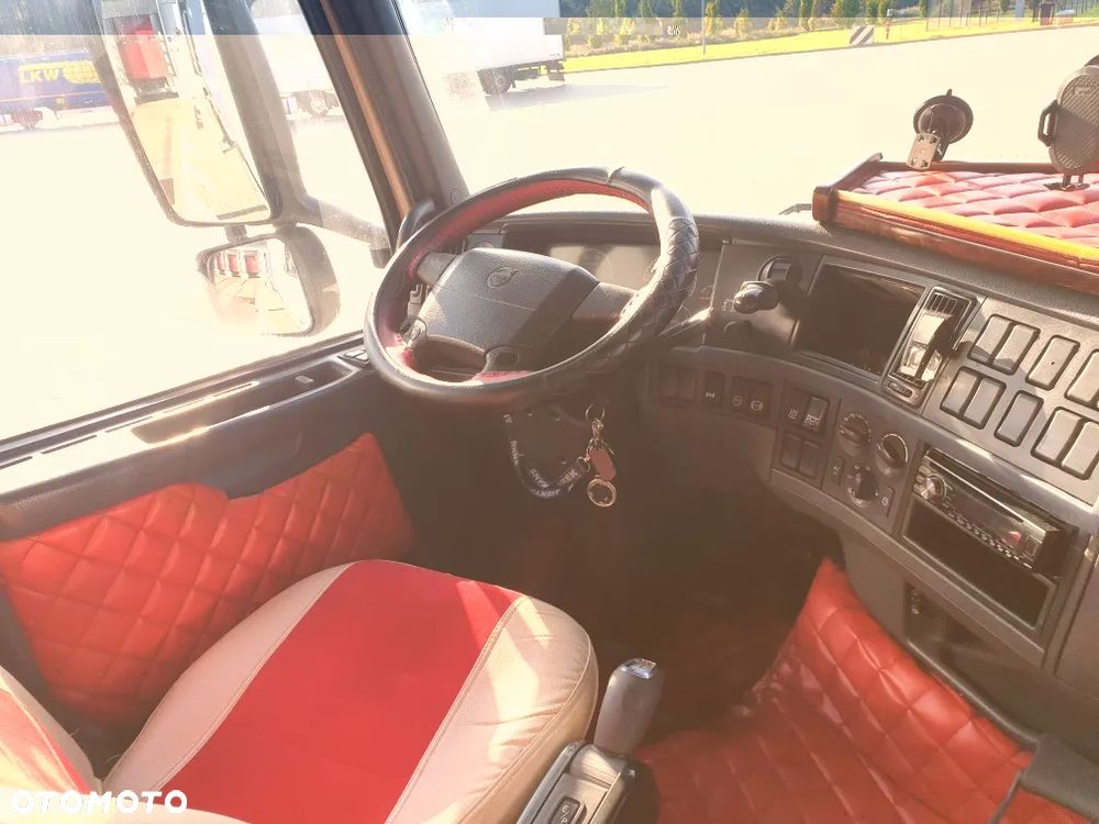 Volvo Inny - 4