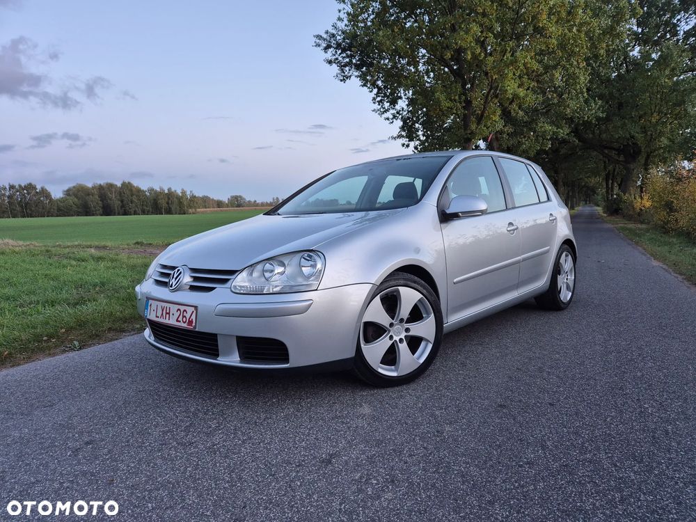 Volkswagen Golf - 31
