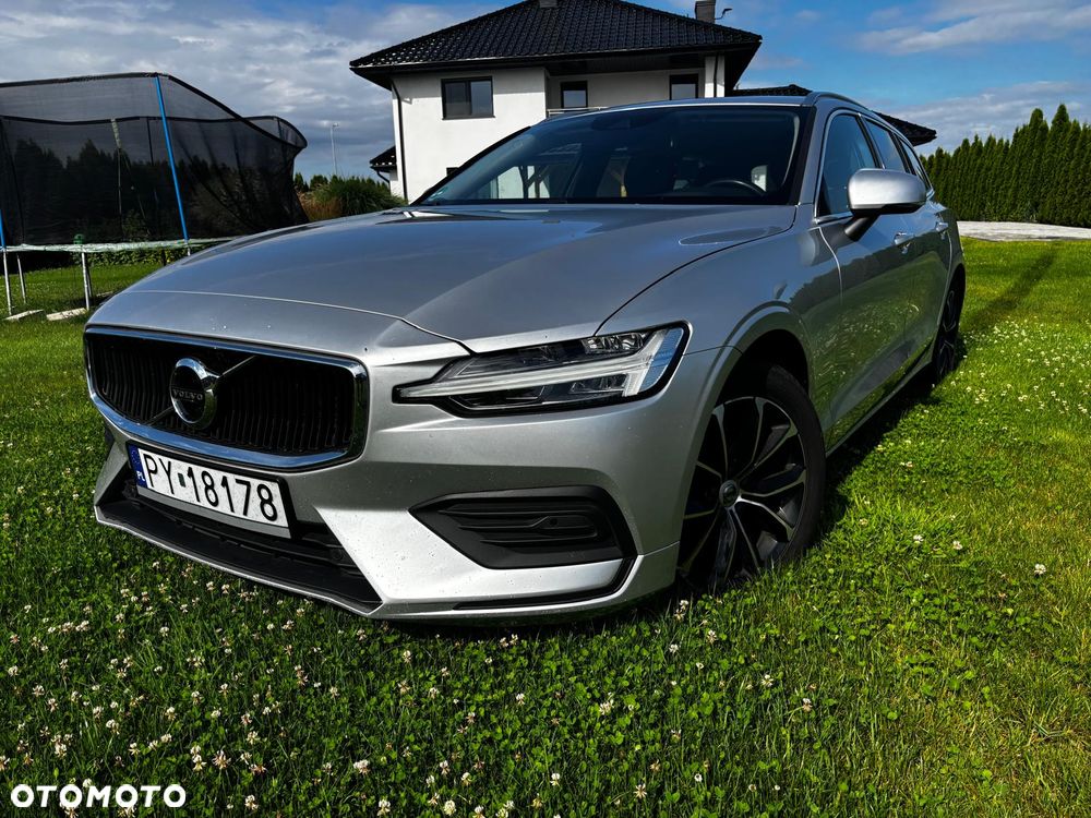 Volvo V60 D3 Momentum Pro - 1