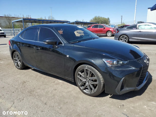 Lexus IS 200t Prestige