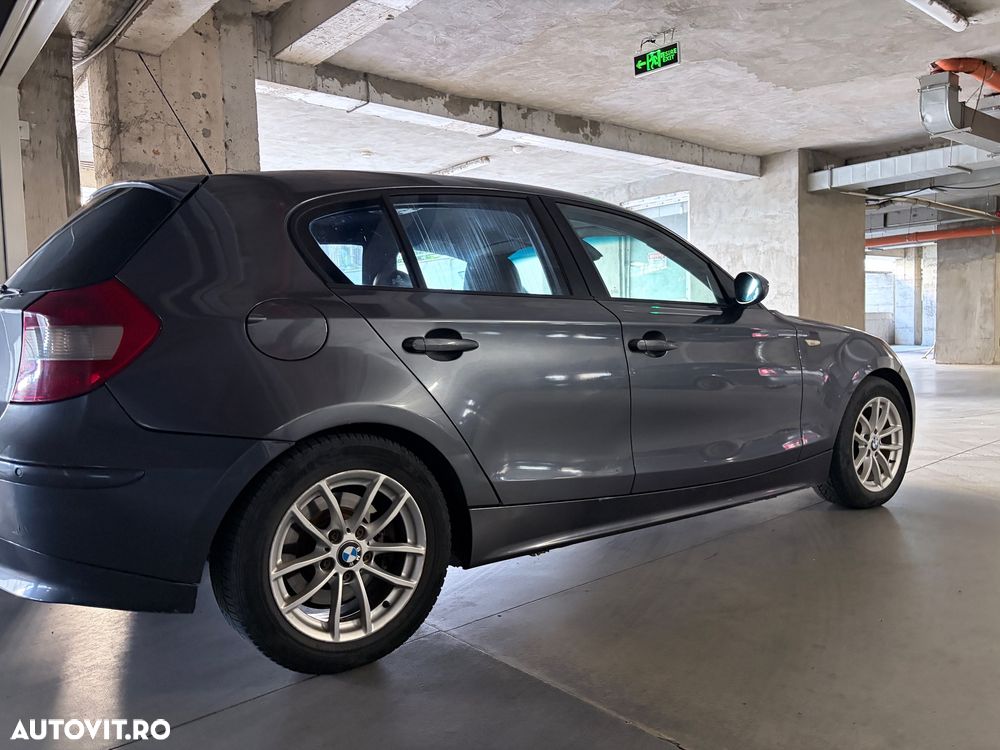 BMW Seria 1 120d DPF Aut. - 5